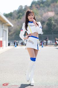 友野 ゆみ