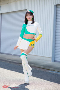村上 楓