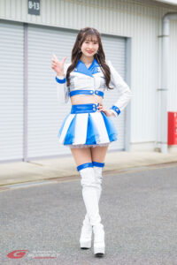 川井 栞