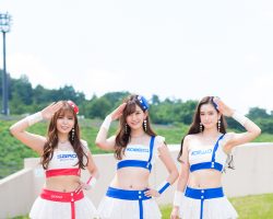 KOBELCO GIRLS/中村 比菜、太田 麻美
SARDイメージガール/水瀬 琴音 KOBELCO GIRLS/中村 比菜、太田 麻美 SARDイメージガール/水瀬 琴音