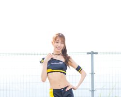 UP GARAGE HONEYS／五十嵐希