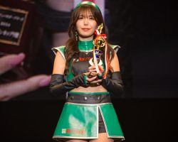 メディバンネップリ賞を受賞した水瀬琴音さん