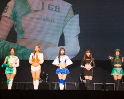 再び登壇したアワード受賞者5名