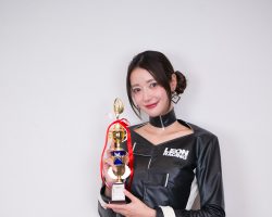 メディバンネップリ賞を受賞した森谷花香さん にしたんクリニック レースアンバサダーアワード2025 ルーキーディヴィジョン